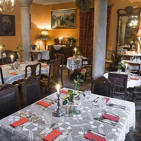 Apart Otel Austeria Klezmer Hois 3*