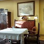 Austeria Klezmer Hois Apart Otel Krakow