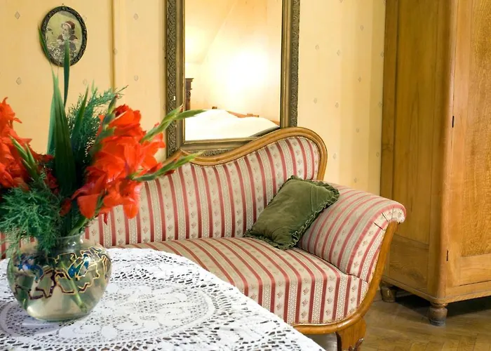 Austeria Klezmer Hois Apartahotel 4*