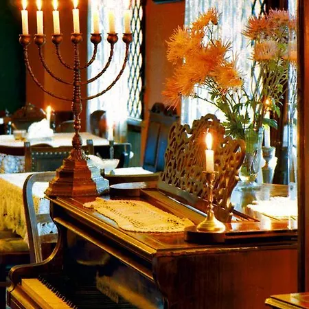 Austeria Klezmer Hois شقة فندقية 3*